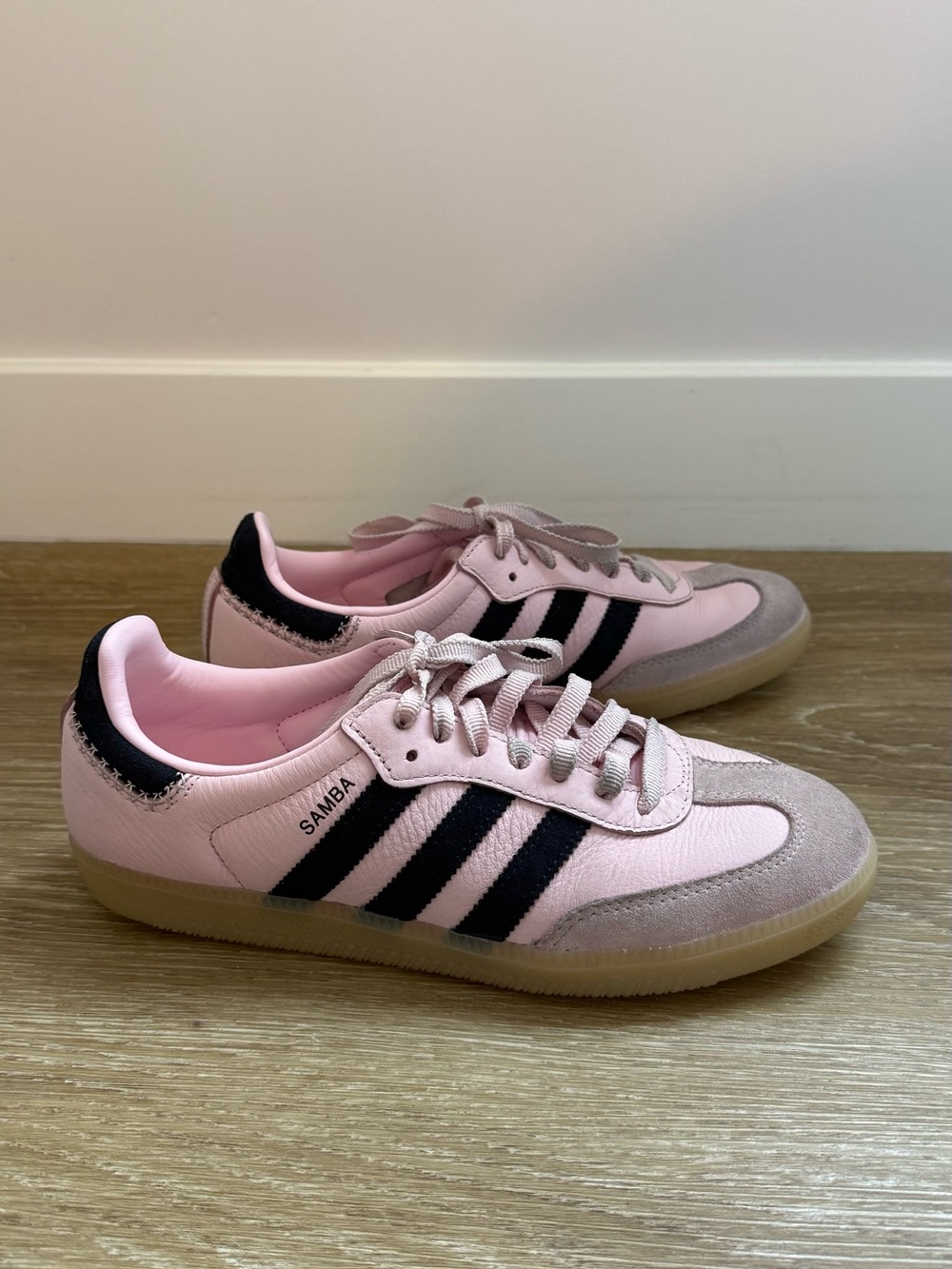 adidas pink suede navy stripe samba size 9 - WORN ONCE - Picture 5 of 7